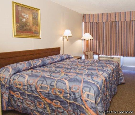 Plantation Inn Morgan City Room photo